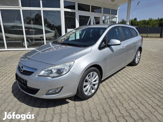 Opel Astra J Sports Tourer 1.4 T Enjoy Félbőr....