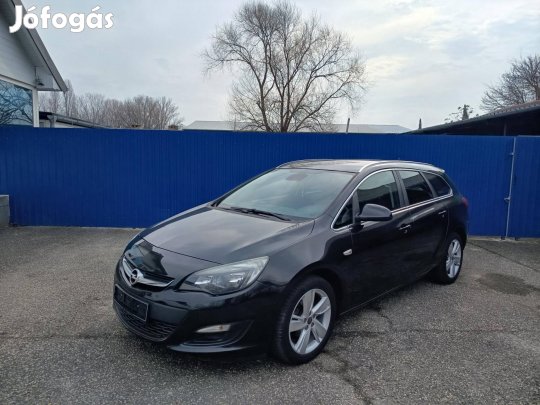 Opel Astra J Sports Tourer 1.4 T Start-Stop Enj...