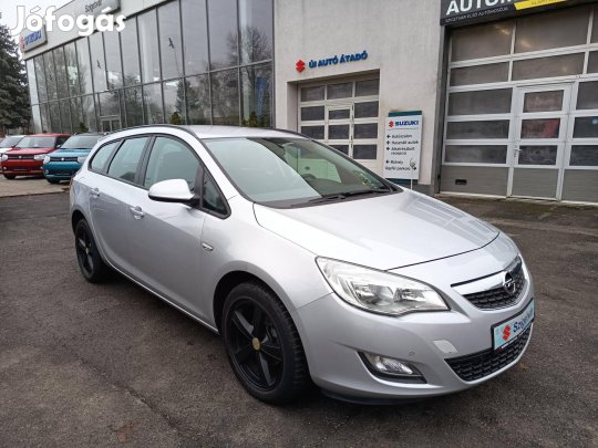 Opel Astra J Sports Tourer 1.4 T Start-Stop Enj...