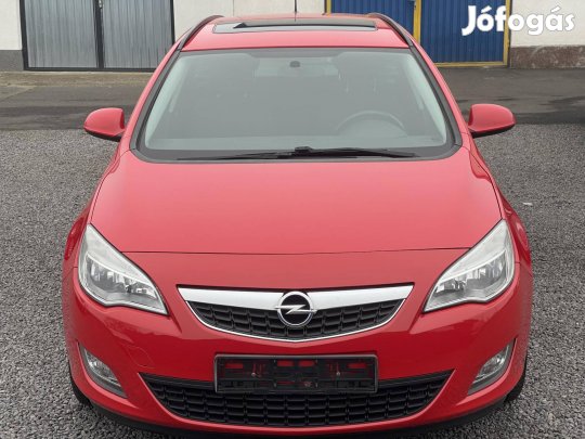 Opel Astra J Sports Tourer 1.6 Essentia ++Elekt...