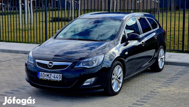 Opel Astra J Sports Tourer 2.0 CDTI Sport Xenon...