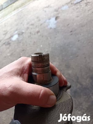 Opel Astra J Sports tourer főtengely