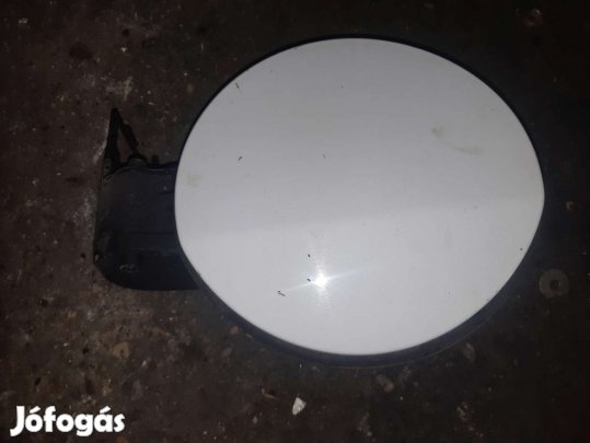 Opel Astra J Tankajtó