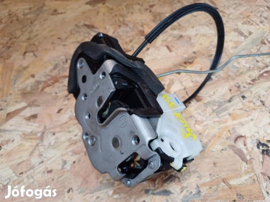 Opel Astra J (2009-2015) Bal Első Ajtó Központizár