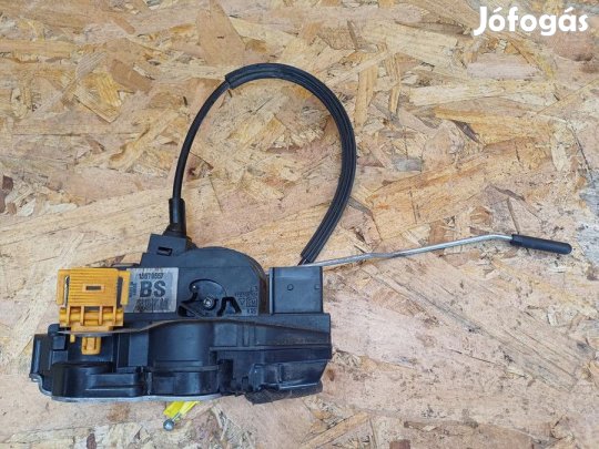 Opel Astra J (2009-2015) Bal Hátsó Ajtó Központi Zár