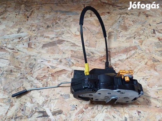 Opel Astra J (2009-2015) Jobb Hátsó Ajtó Központizár