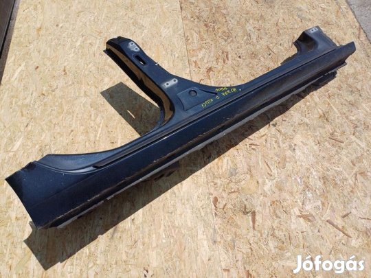 Opel Astra J (2009-2015) Jobb Küszöb