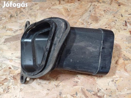 Opel Astra J (2009-2015) Légbeömlő Cső