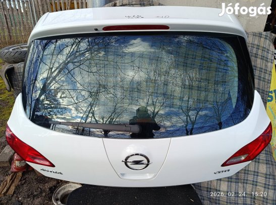 Opel Astra J csomagtér ajtó