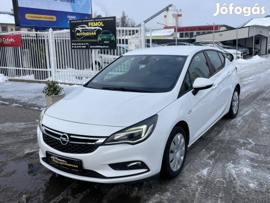 Opel Astra K 1.4 T Enjoy Végig Sz.könyv! Megkím...