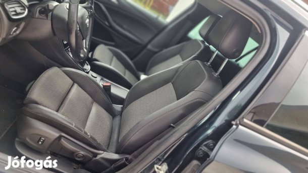 Opel Astra K Kombi Félbőr Ülés Szett Fűthető