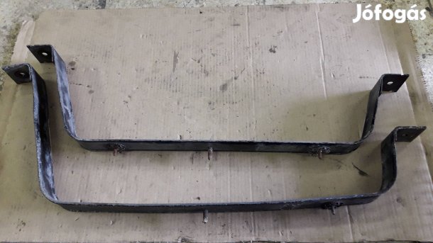 Opel Astra K Üzemanyag Tank Tartóvas