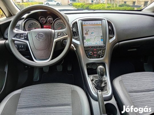 Opel Astra Sedan 1.6 Enjoy EURO6 Asztrateszla 6...