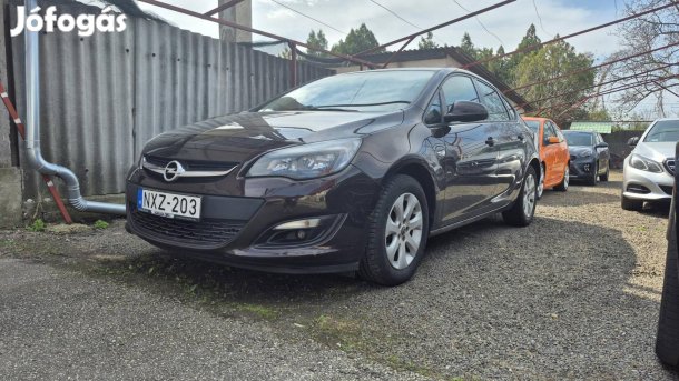 Opel Astra Sedan 1.6 Enjoy EURO6 Magyarországi!...