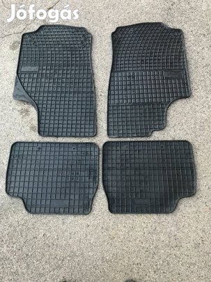 Opel C Corsa gumiszőnyeg szett