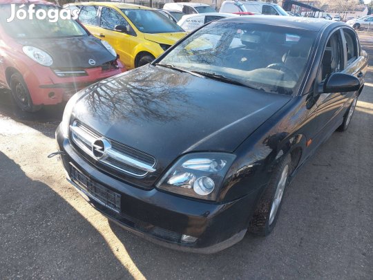 Opel C Vectra karosszéria elemei fekete