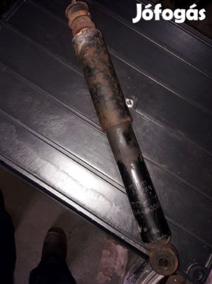 Opel Campo Első Lengéscsillapító