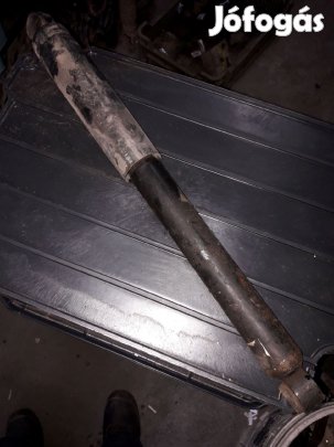 Opel Campo Hátsó Lengéscsillapító