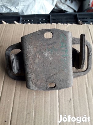 Opel Campo Motortartó Bak