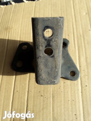 Opel Campo Motortartó Bak