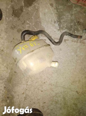 Opel Combo C Kiegyenlítő Tartály