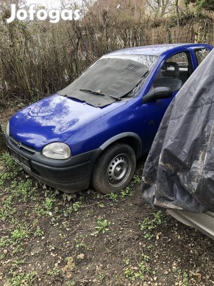 Opel Corsa B megmaradt bontott alkatrészek