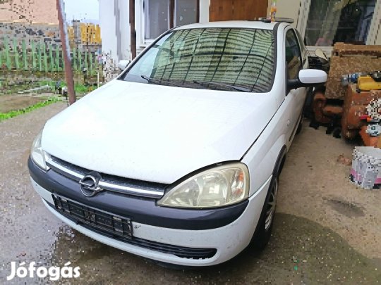 Opel Corsa C 2002 1.0 12V alkatrészek