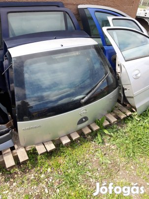 Opel Corsa C csomagtérajtó