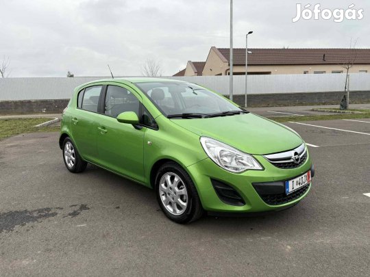 Opel Corsa D 1.2 Color Edition