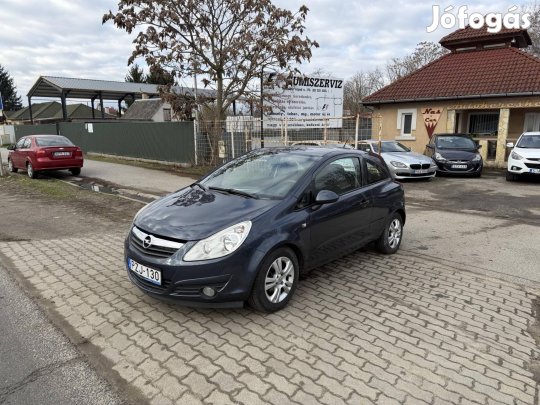 Opel Corsa D 1.2 Cosmo