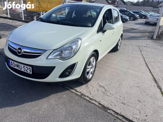 Opel Corsa D 1.2 Cosmo