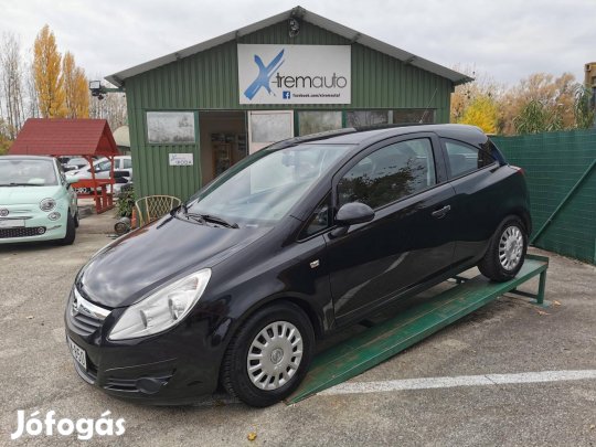 Opel Corsa D 1.2 Essentia