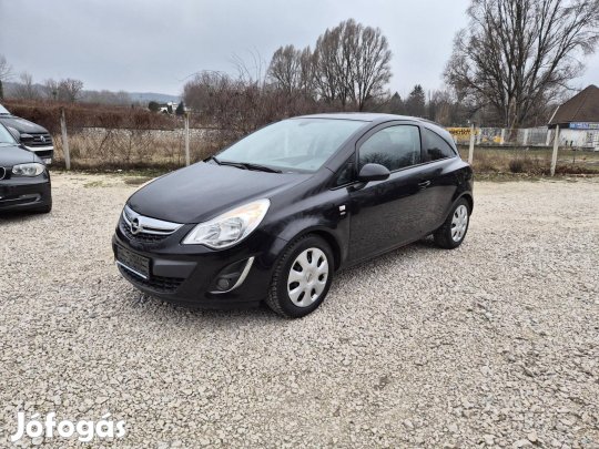 Opel Corsa D 1.4 Enjoy