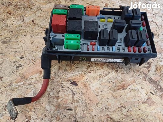 Opel Corsa D (2006-2015) Biztosíték Tábla