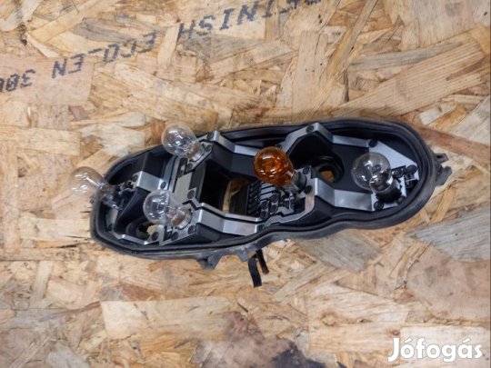 Opel Corsa D (2006-2015)  Jobb Hátsó Lámpa Foglalat