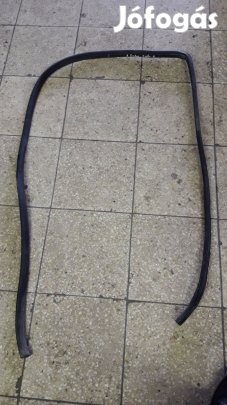 Opel Frontera A Bal Első Ajtó Gumikéder