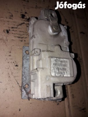 Opel Frontera A Bal Hátsó Ajtó Központizár Motor