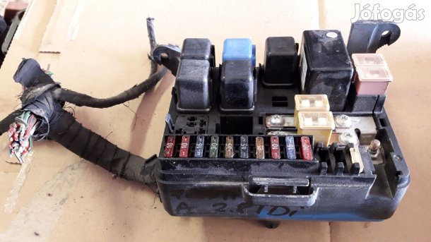Opel Frontera A Biztosítéktábla / Relé Tábla