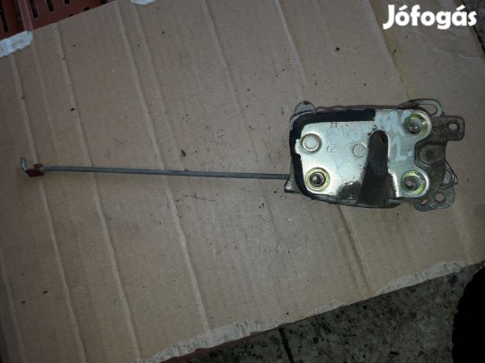 Opel Frontera A Csomagtérajtó Zár