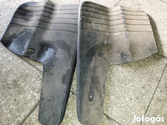 Opel Frontera A Első Sárfogó Gumi Pár