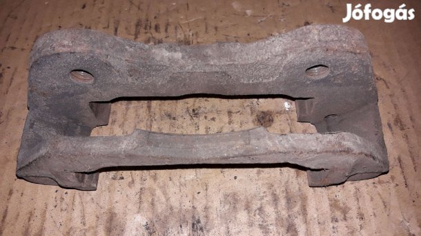 Opel Frontera A Féknyereg Tartó