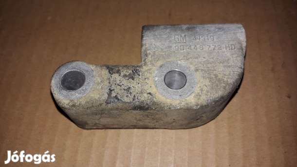 Opel Frontera A Generátor Tartó Bak