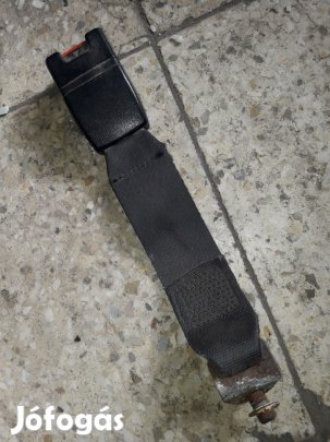 Opel Frontera A Hátsó Biztonsági Öv Csatlakozó