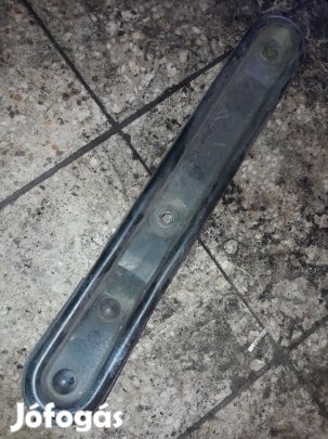 Opel Frontera A Hátsó Szélvédő Tartó