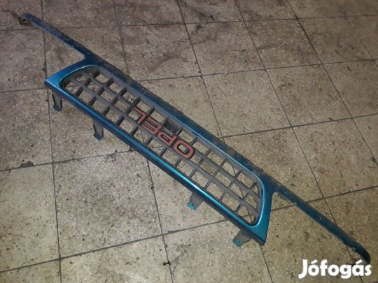 Opel Frontera A Hűtőrács