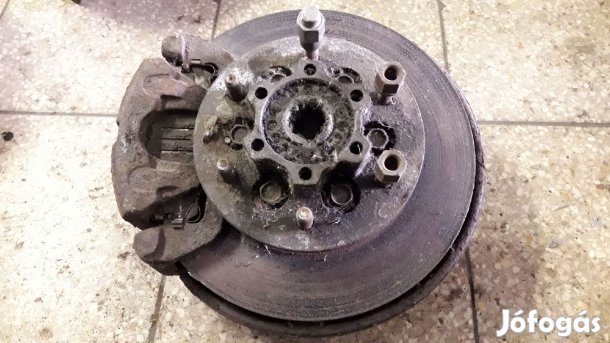 Opel Frontera A Jobb Első Csonkállvány Kerékaggyal + Féknyereg