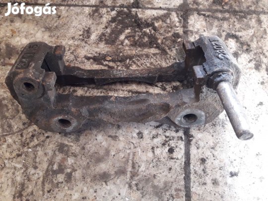 Opel Frontera A Jobb Első Féknyereg Tartó