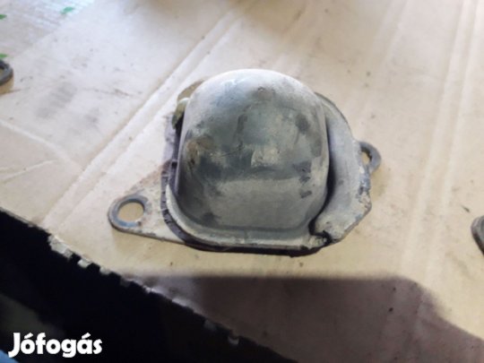 Opel Frontera A Jobb Első Lengőkar Ütköző Bak