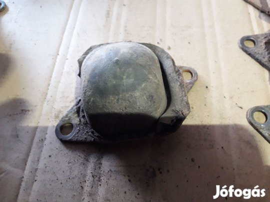 Opel Frontera A Jobb Első Lengőkar Ütköző Bak