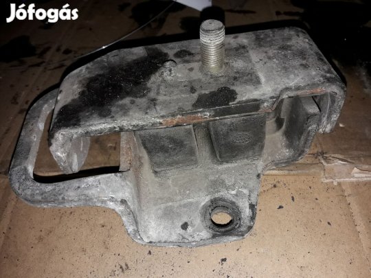 Opel Frontera A Jobb Motortartó Bak